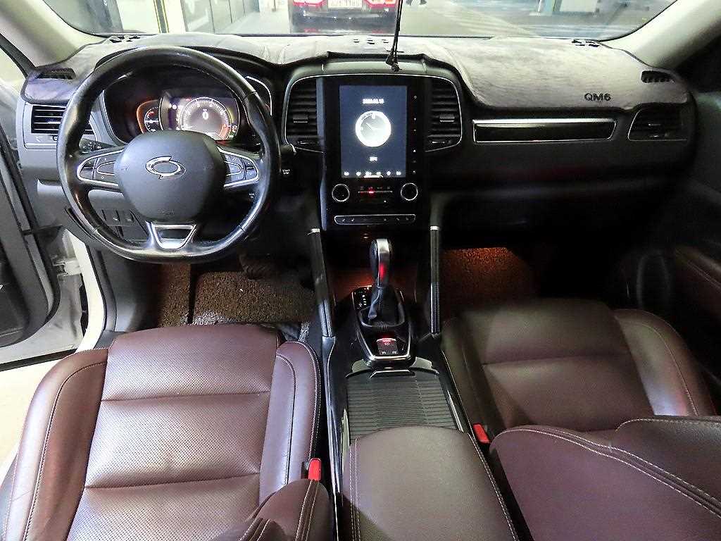 SAMSUNG QM6 - Vista 12