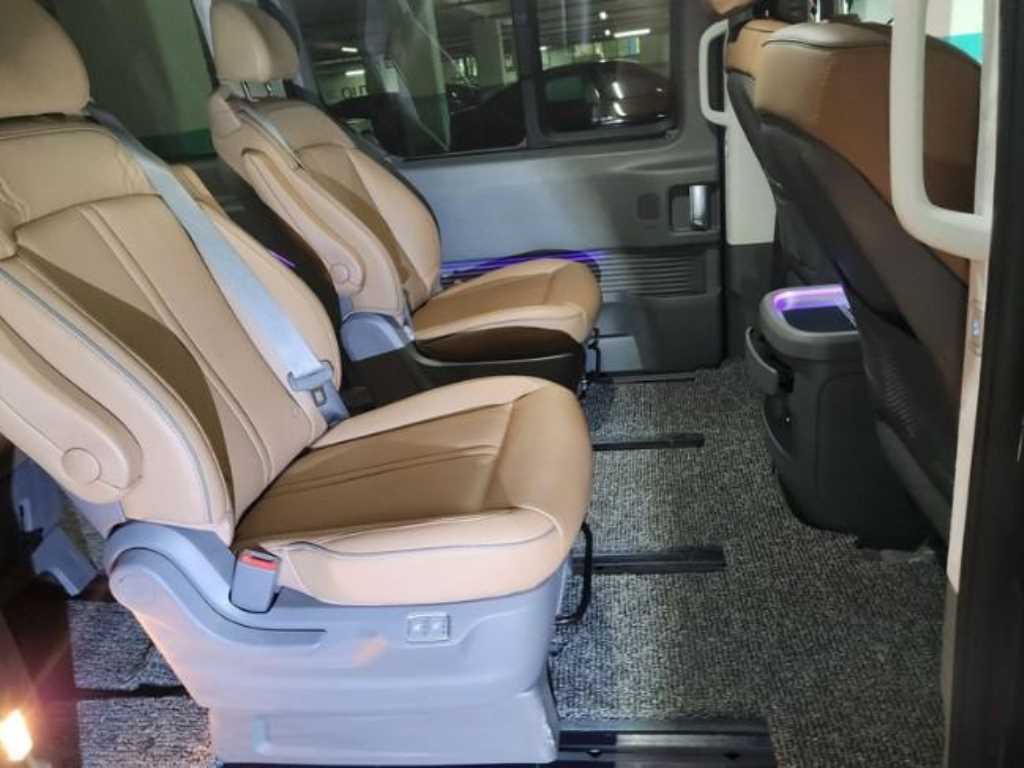 HYUNDAI Staria 2023 Negro - Importación desde Corea - HF Imports Iquique - Foto 14