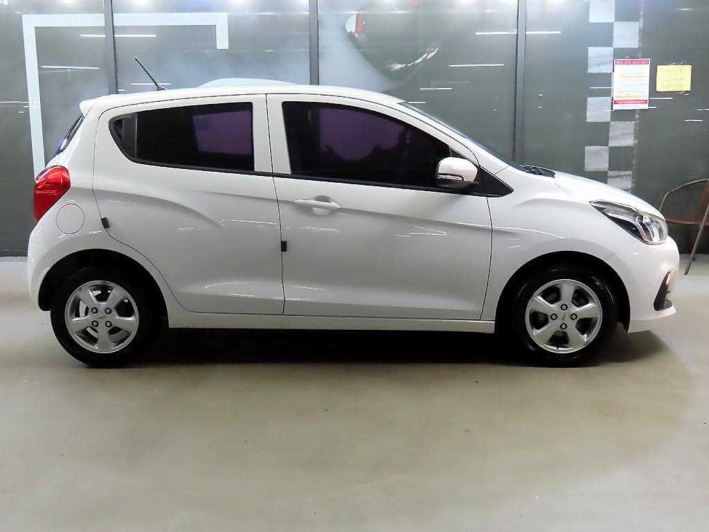 Chevrolet Spark - Vista 3