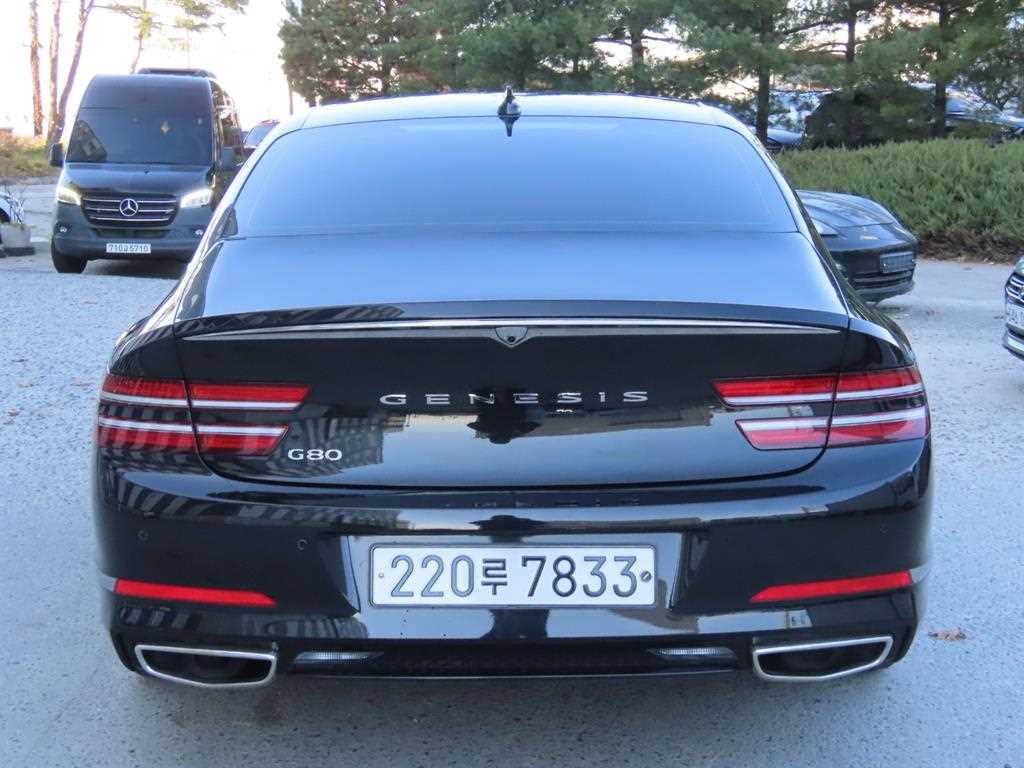 Genesis G80 - Vista 6