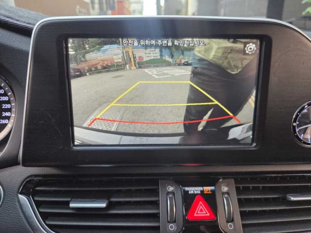 HYUNDAI Grandeur - Vista 7