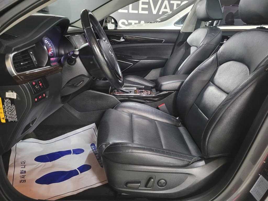 KIA K7 - Vista 8