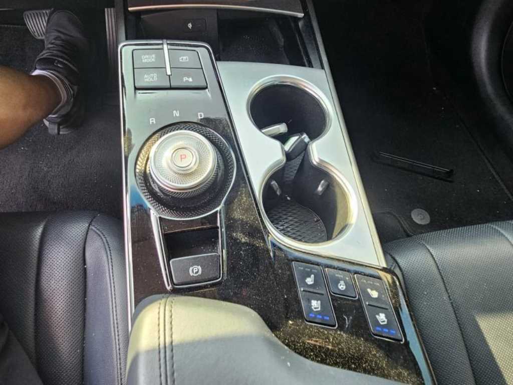 KIA K8 - Vista 11