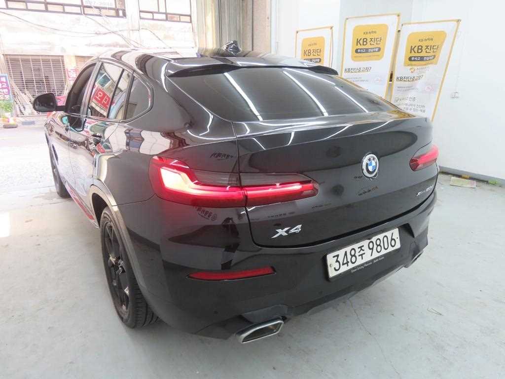 BMW X4 - Vista 6