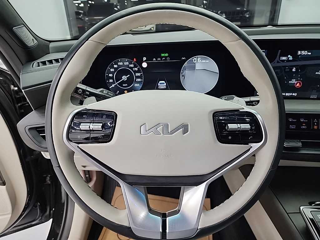 KIA K8 - Vista 11