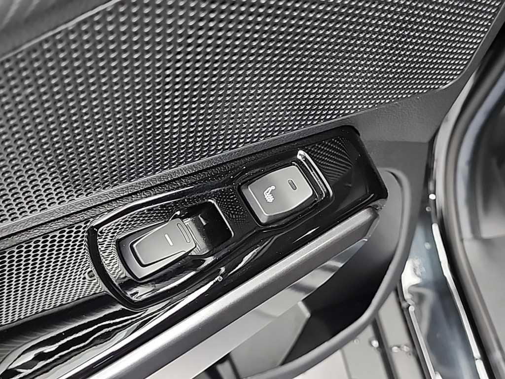 Ssangyong Tivoli 2024 Negro - Importación desde Corea - HF Imports Iquique - Foto 15