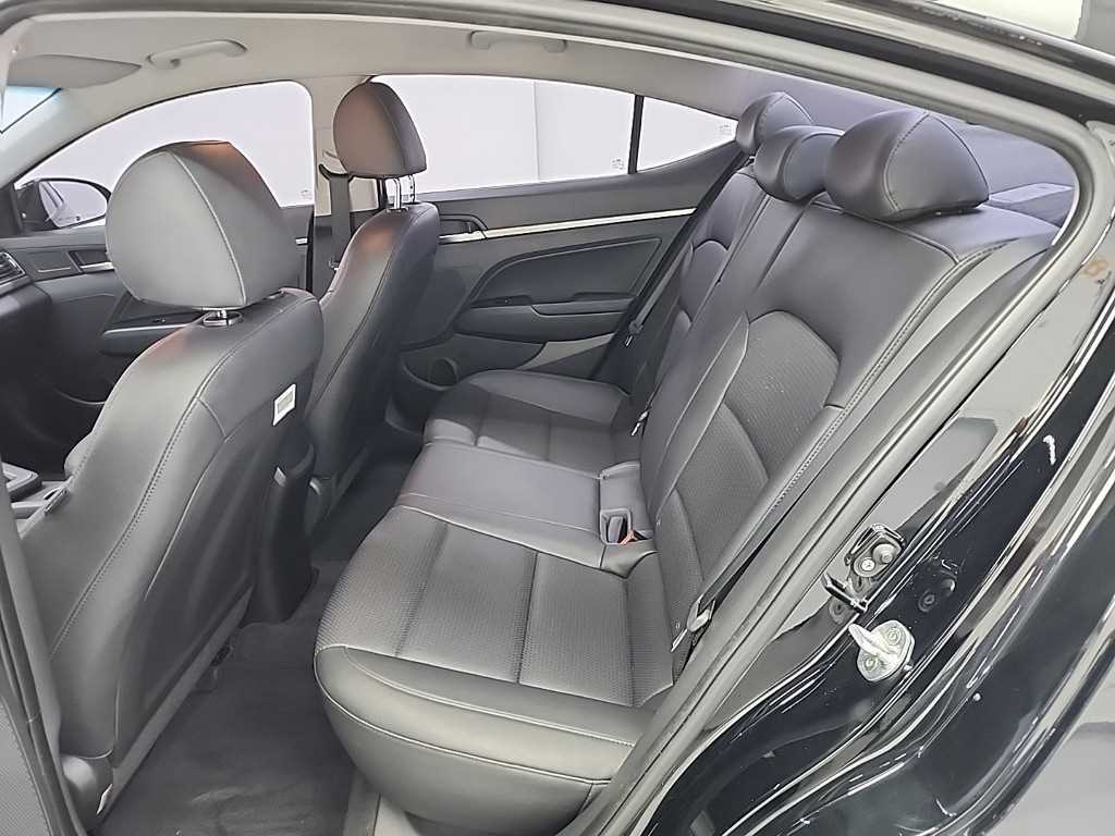 HYUNDAI Avante 2018 Negro - Importación desde Corea - HF Imports Iquique - Foto 14
