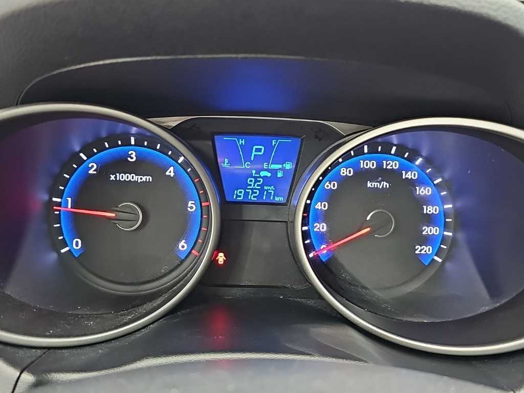 HYUNDAI Tucson - Vista 8