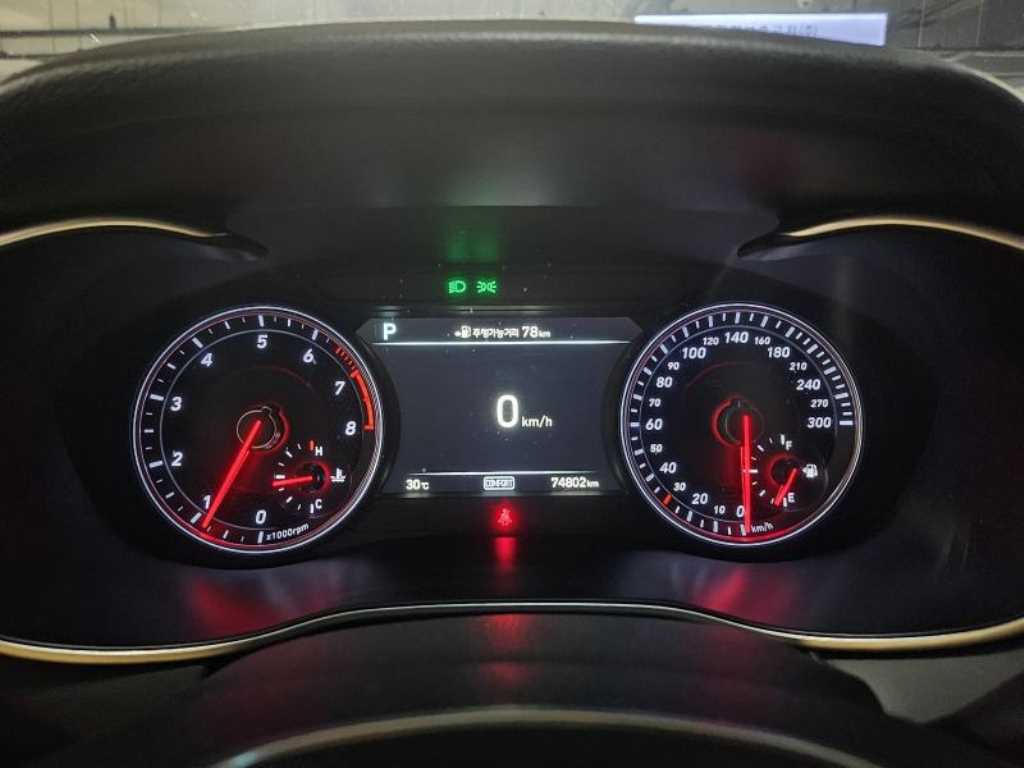 Genesis G70 - Vista 11
