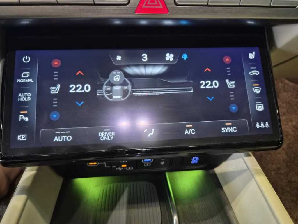 HYUNDAI Grandeur - Vista 9