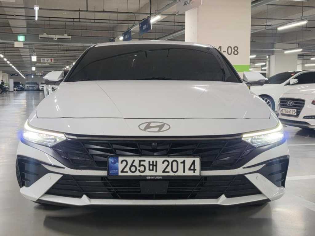 HYUNDAI Avante 2023 Blanco - Importación desde Corea - HF Imports Iquique - Foto 1