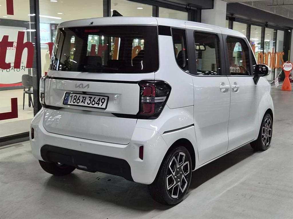 KIA Ray - Vista 6