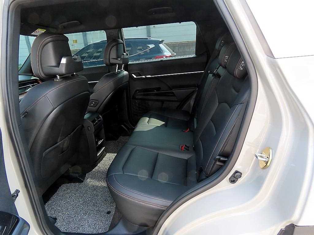 Ssangyong Torres - Vista 8
