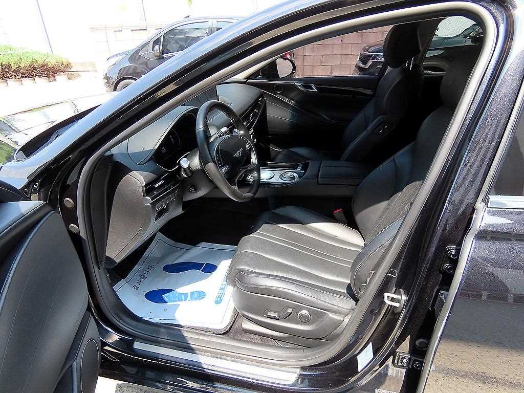 Genesis G80 - Vista 7