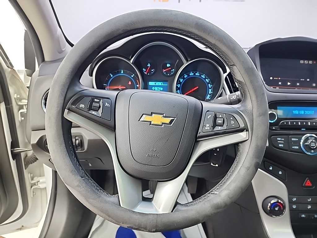 Chevrolet Cruise - Vista 11