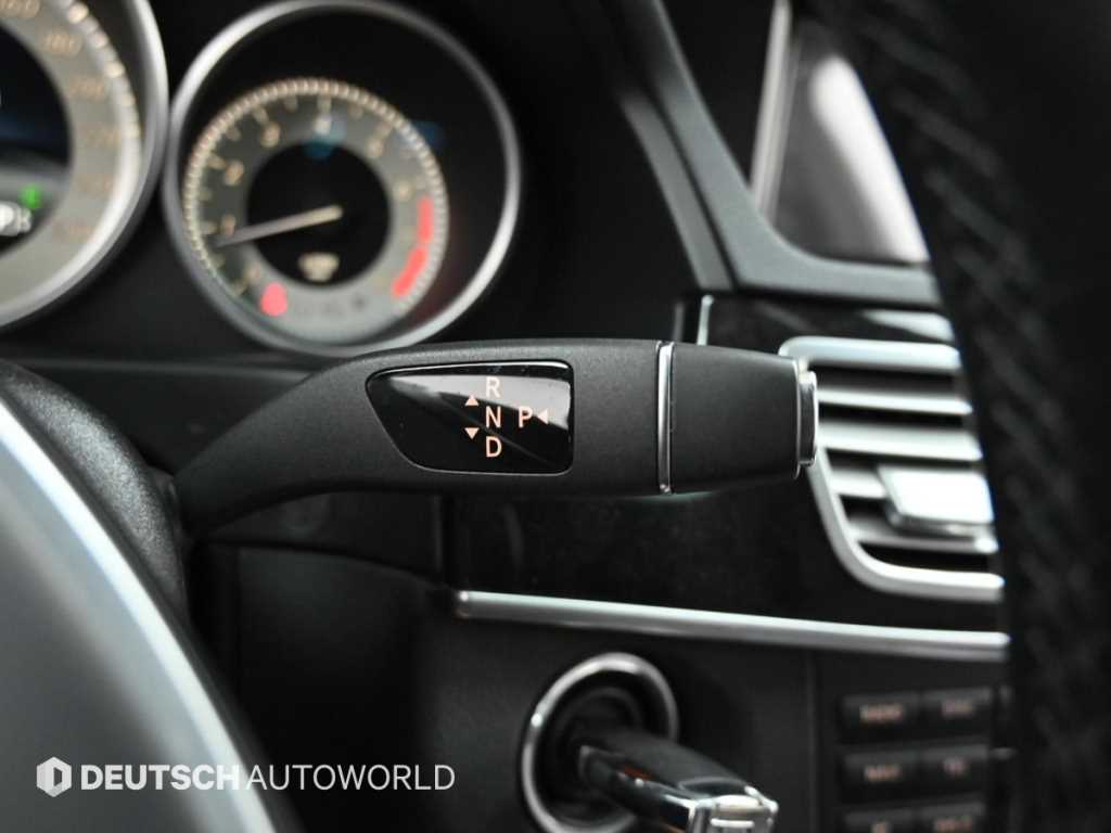 Mercedes Benz E class - Vista 9