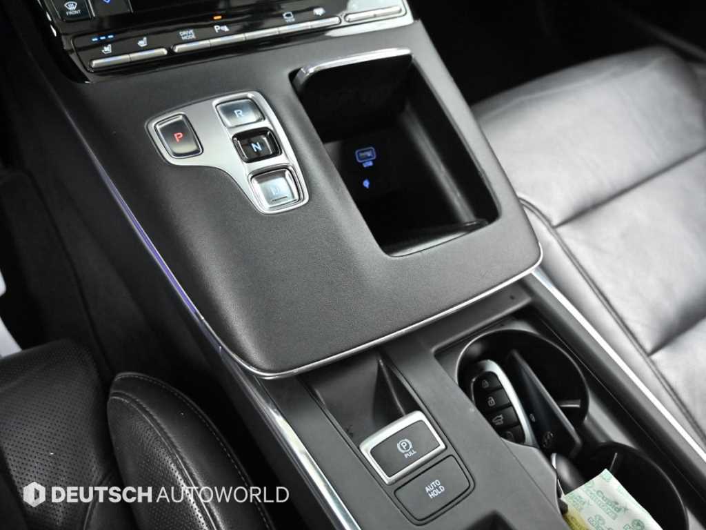 HYUNDAI Grandeur - Vista 11