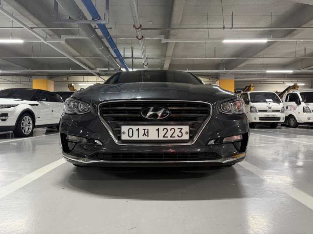 HYUNDAI Grandeur - Vista 2