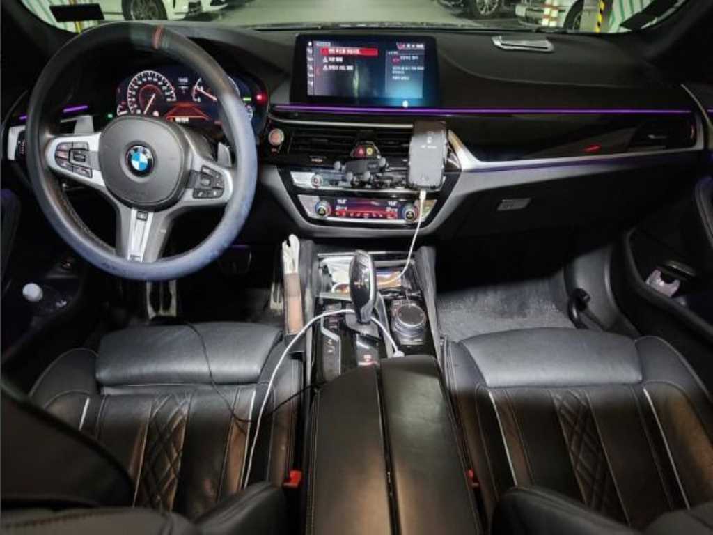 BMW 5 Series - Vista 3