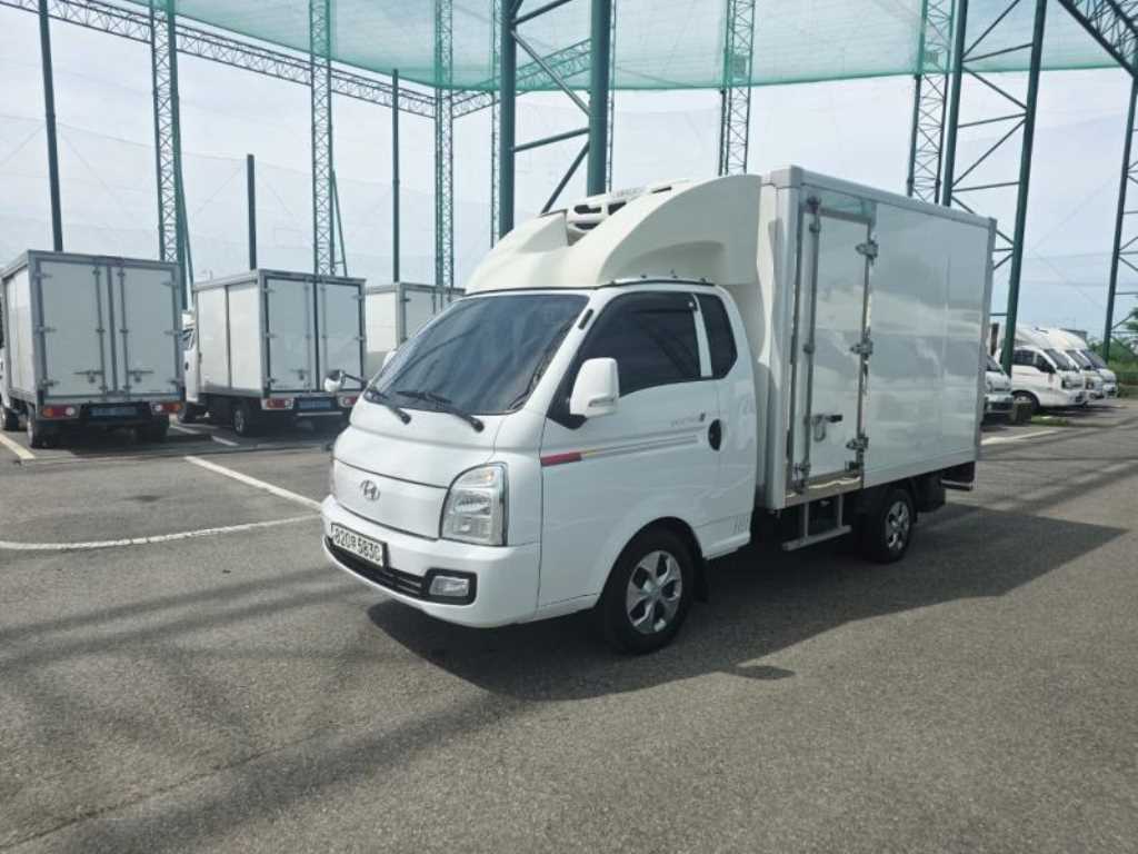 Small Truck Cargo (small) - Vista 2