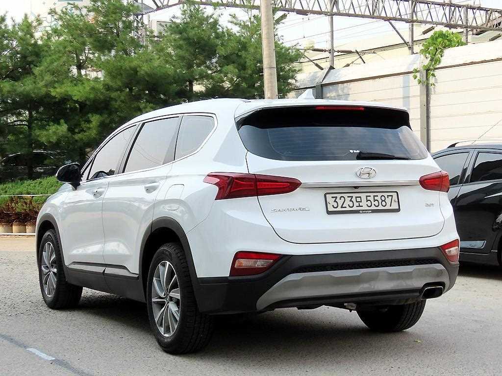 HYUNDAI Santa Fe - Vista 3