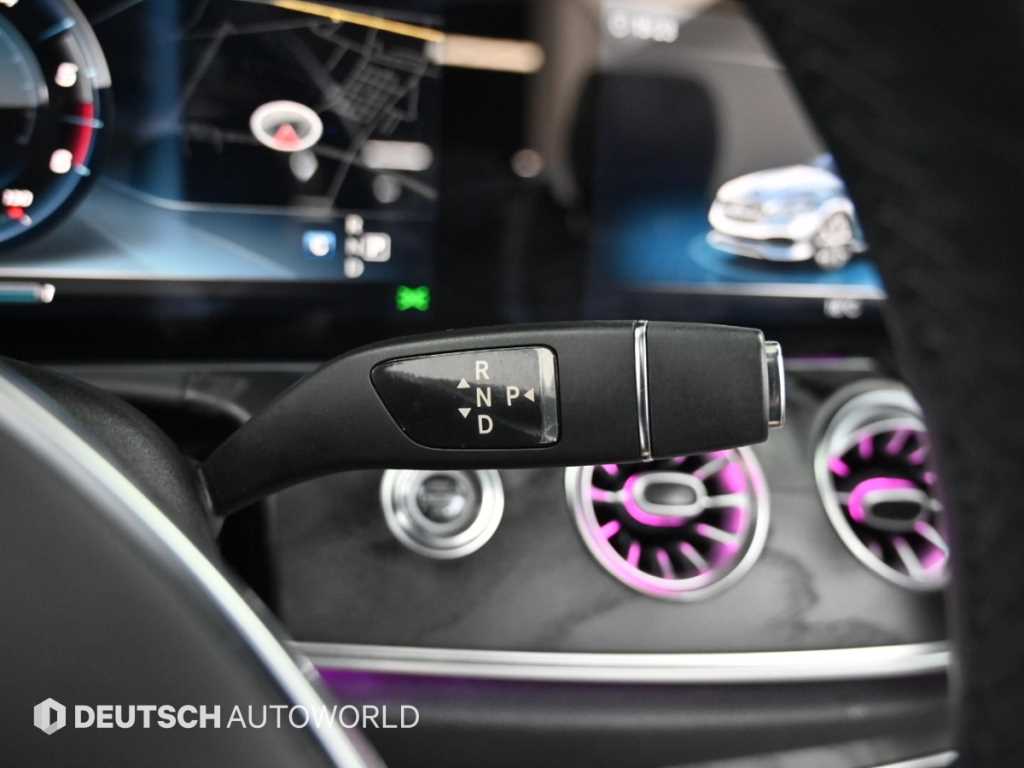 Mercedes Benz E class - Vista 11