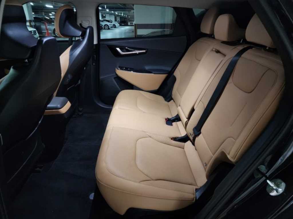 KIA EV6 2022 Negro - Importación desde Corea - HF Imports Iquique - Foto 16