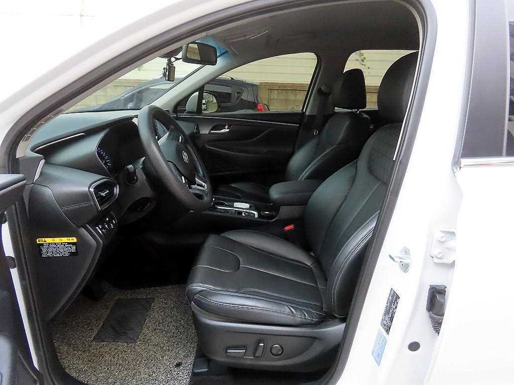 HYUNDAI Santa Fe - Vista 7