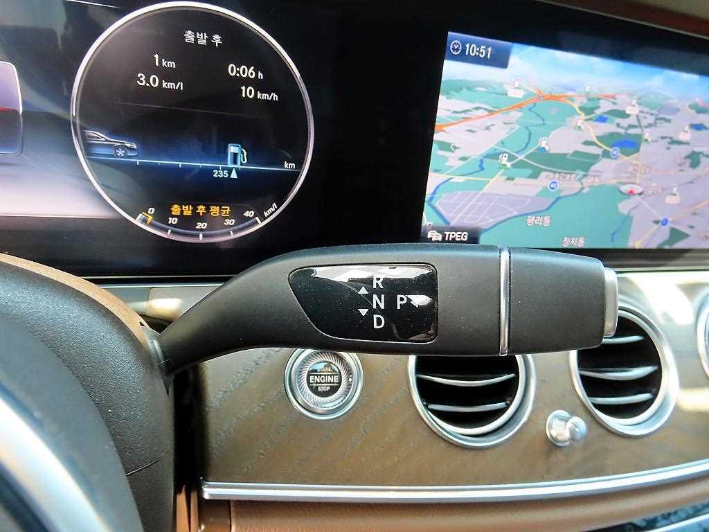 Mercedes Benz E class 2018 Blanco - Importación desde Corea - HF Imports Iquique - Foto 13