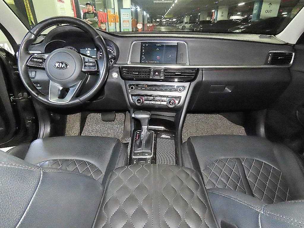KIA K5 - Vista 12