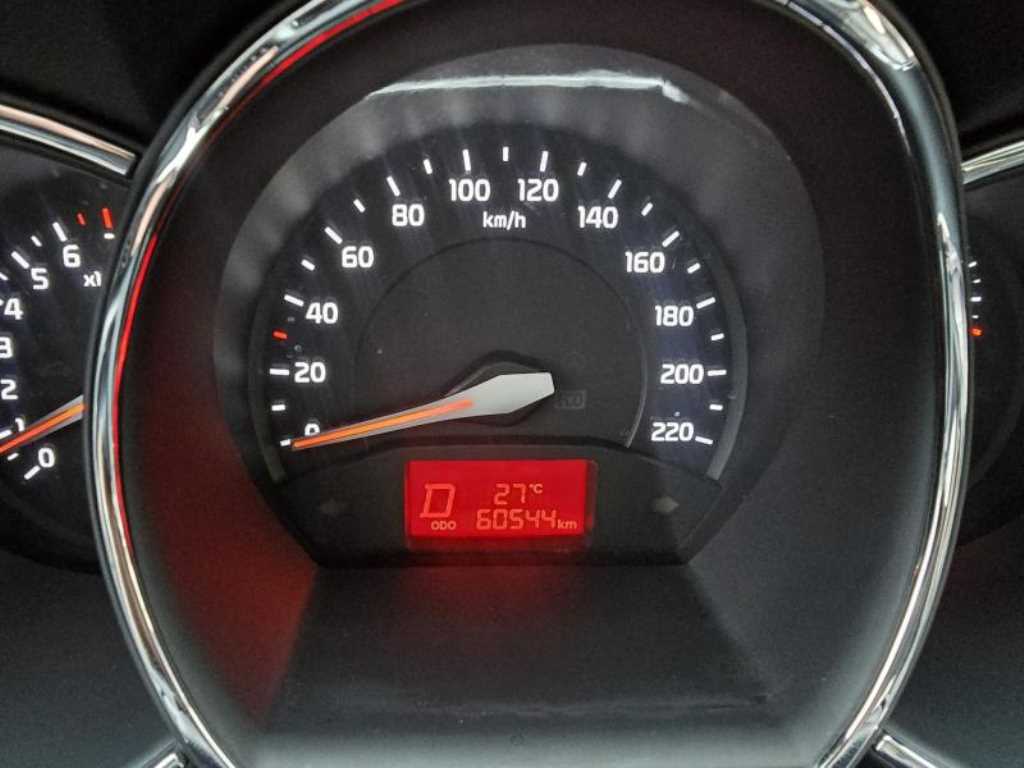 KIA Pride - Vista 9
