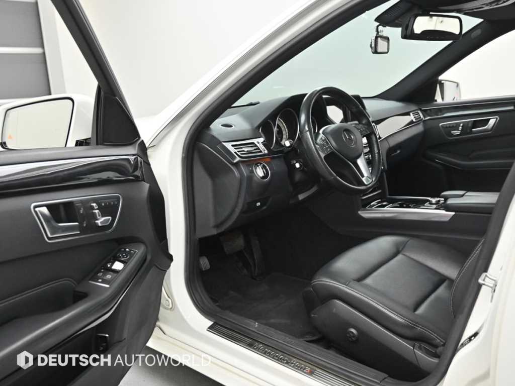 Mercedes Benz E class - Vista 11