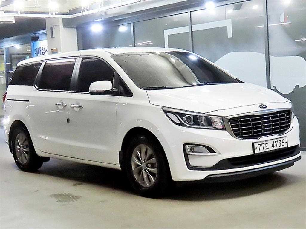KIA Carnival 2019 Blanco - Importación desde Corea - HF Imports Iquique - Foto 1