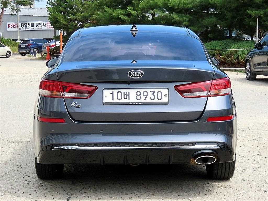 KIA K5 - Vista 6