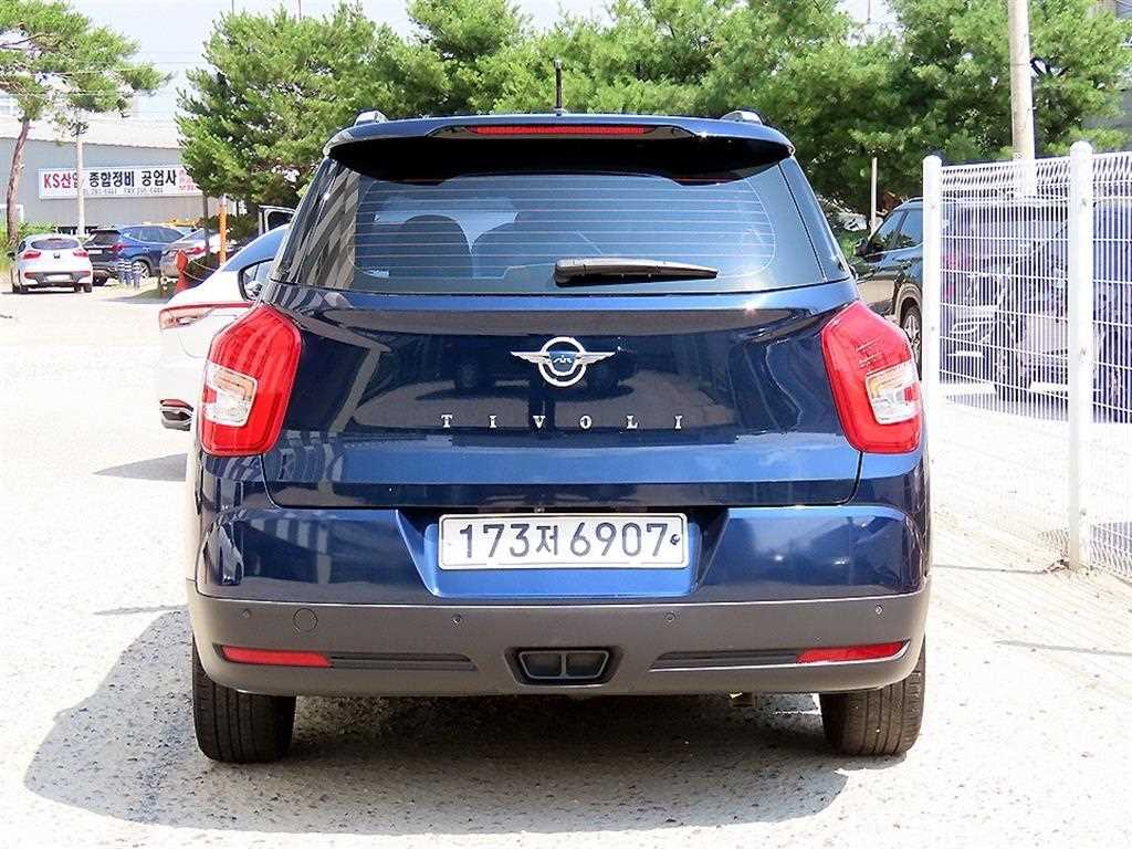 Ssangyong Tivoli - Vista 6