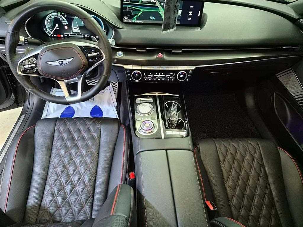 Genesis G80 - Vista 11