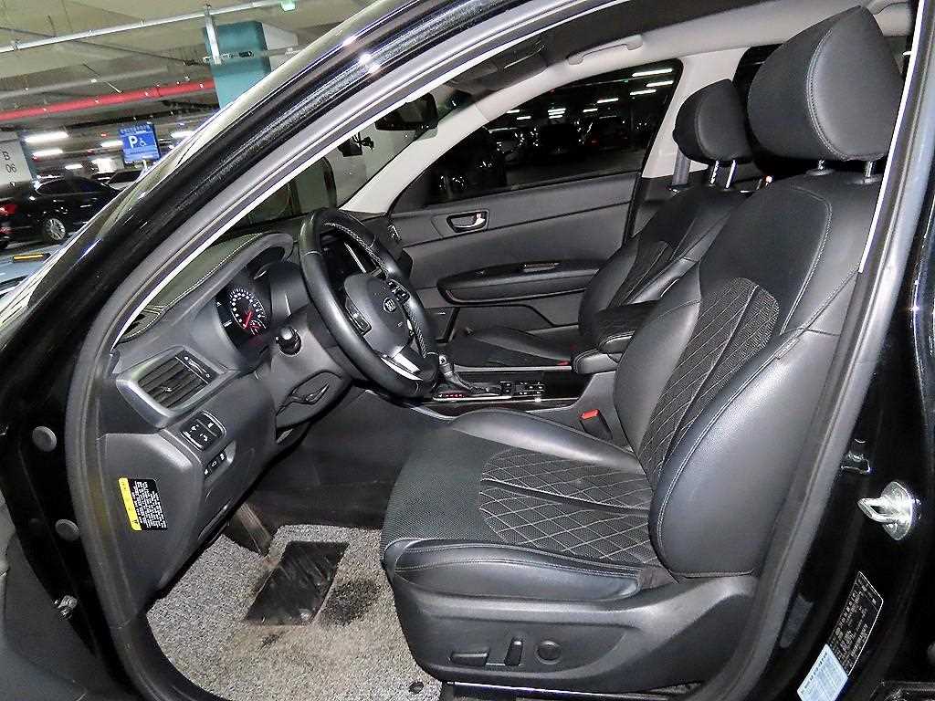 KIA K5 - Vista 8