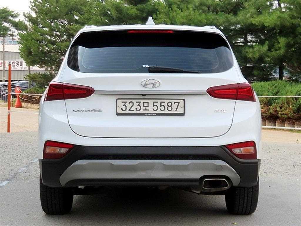 HYUNDAI Santa Fe - Vista 6