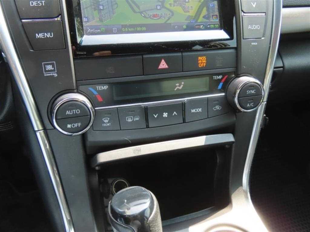 Toyota Camry - Vista 9
