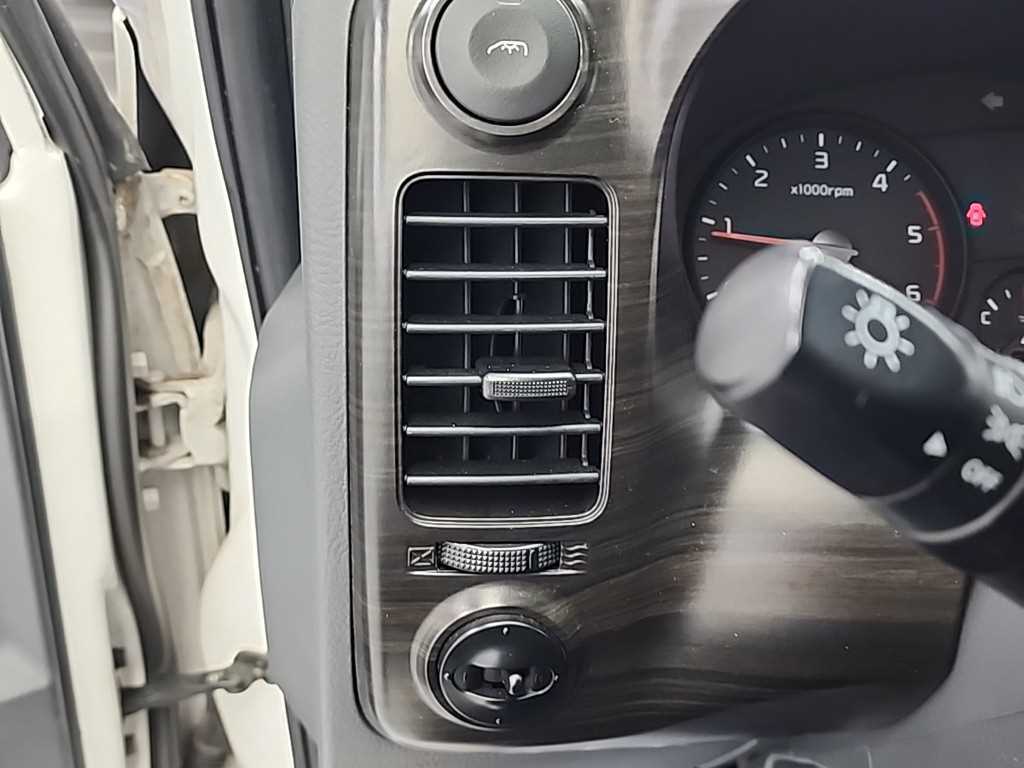 Small Truck Freezer Box(Low Deck) 2019 Blanco - Importación desde Corea - HF Imports Iquique - Foto 15