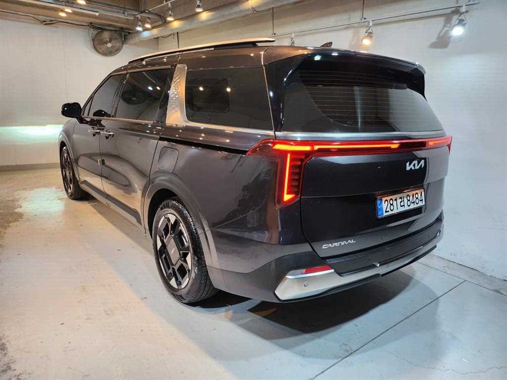 KIA Carnival - Vista 6
