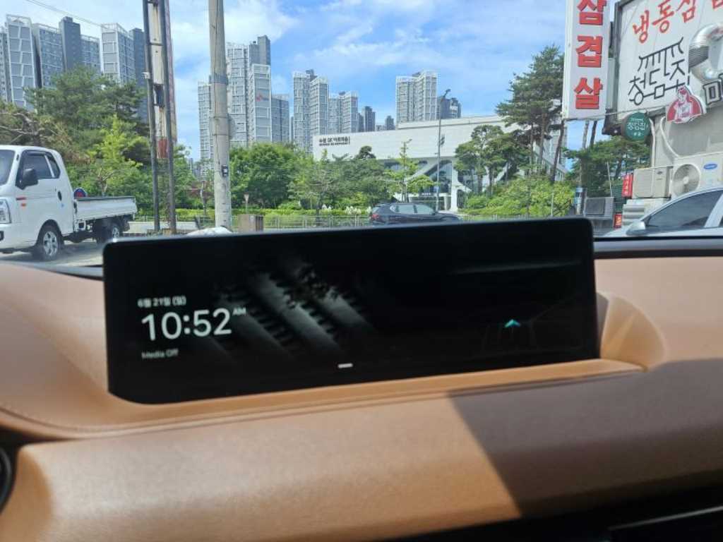 Genesis G80 - Vista 8