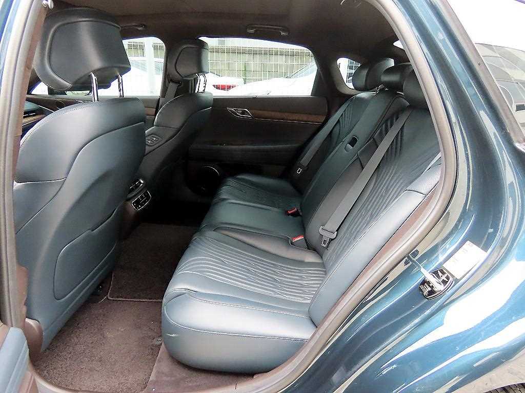 Genesis G80 - Vista 8