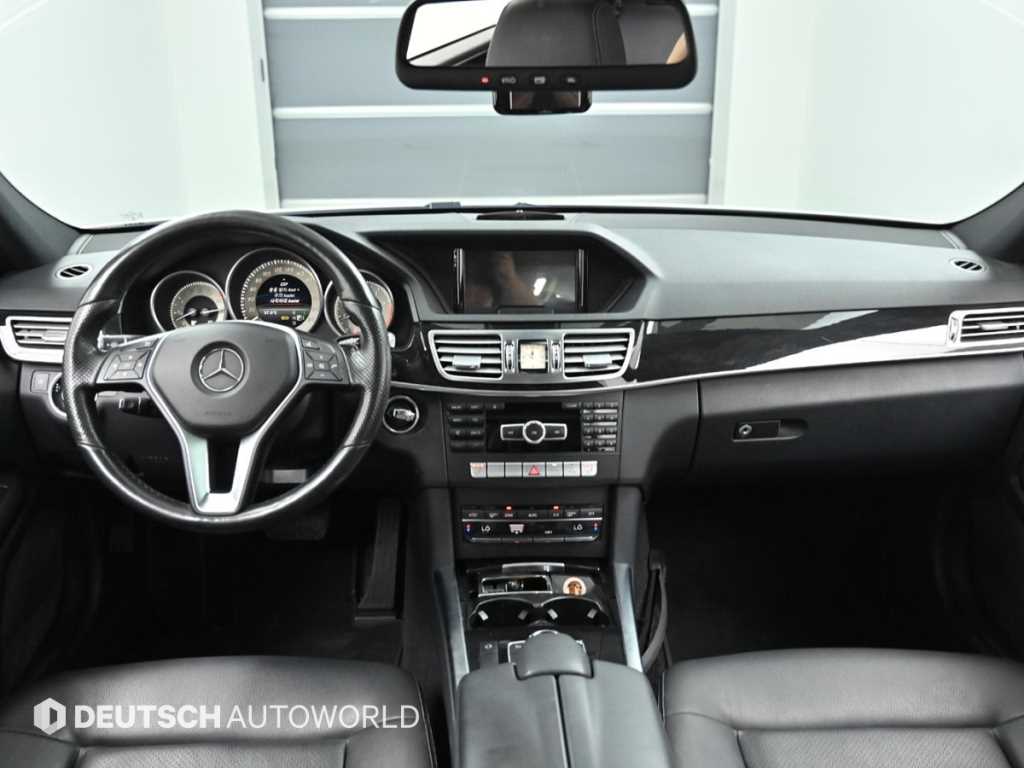 Mercedes Benz E class - Vista 7