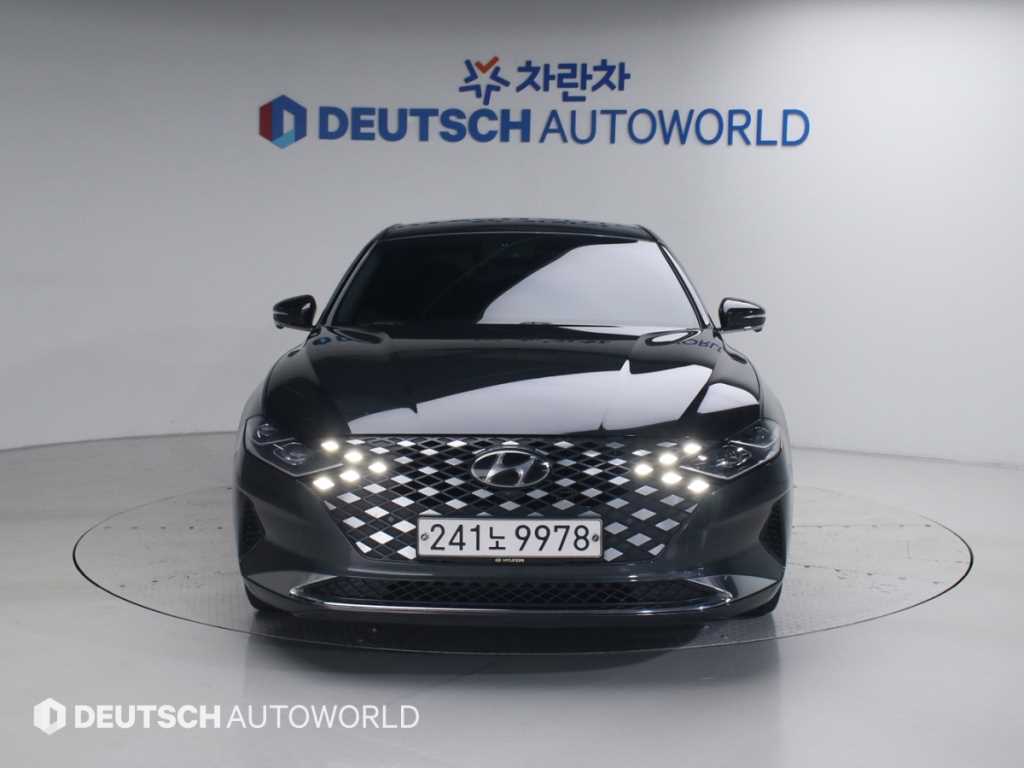 HYUNDAI Grandeur - Vista 3