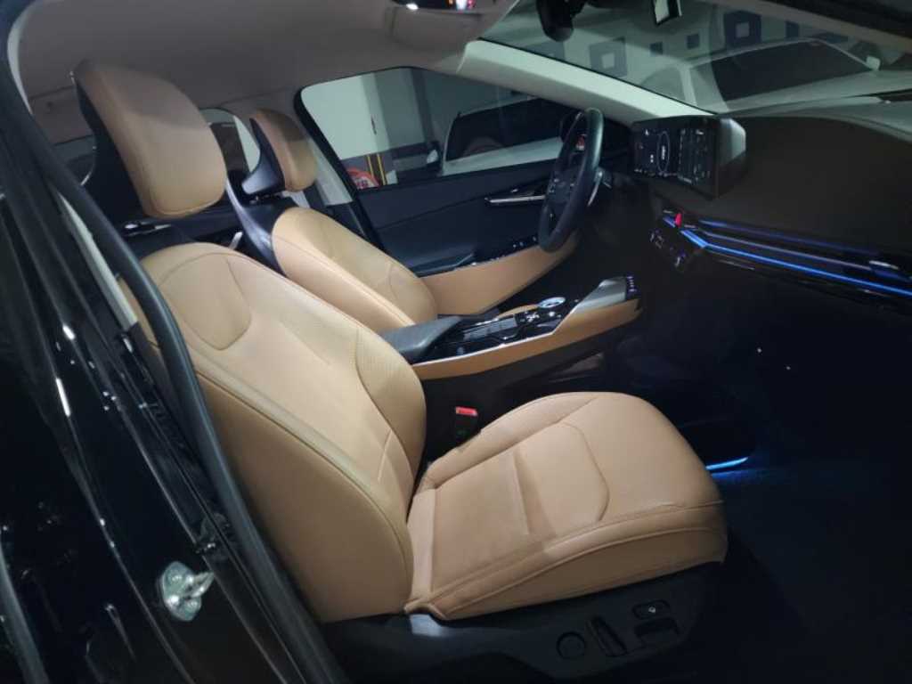 KIA EV6 2022 Negro - Importación desde Corea - HF Imports Iquique - Foto 17