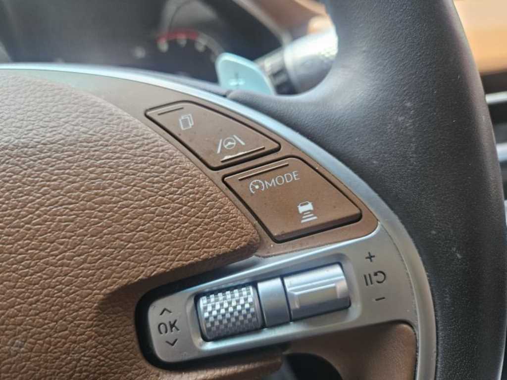 Genesis G80 - Vista 6