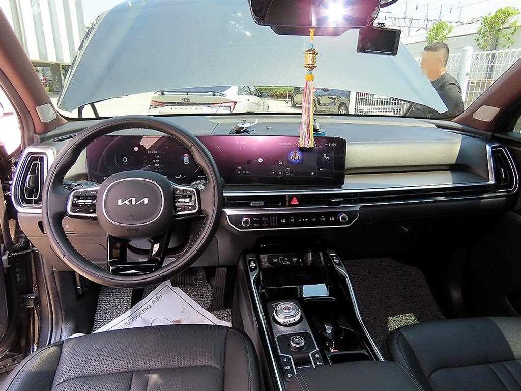 KIA Sorento - Vista 9