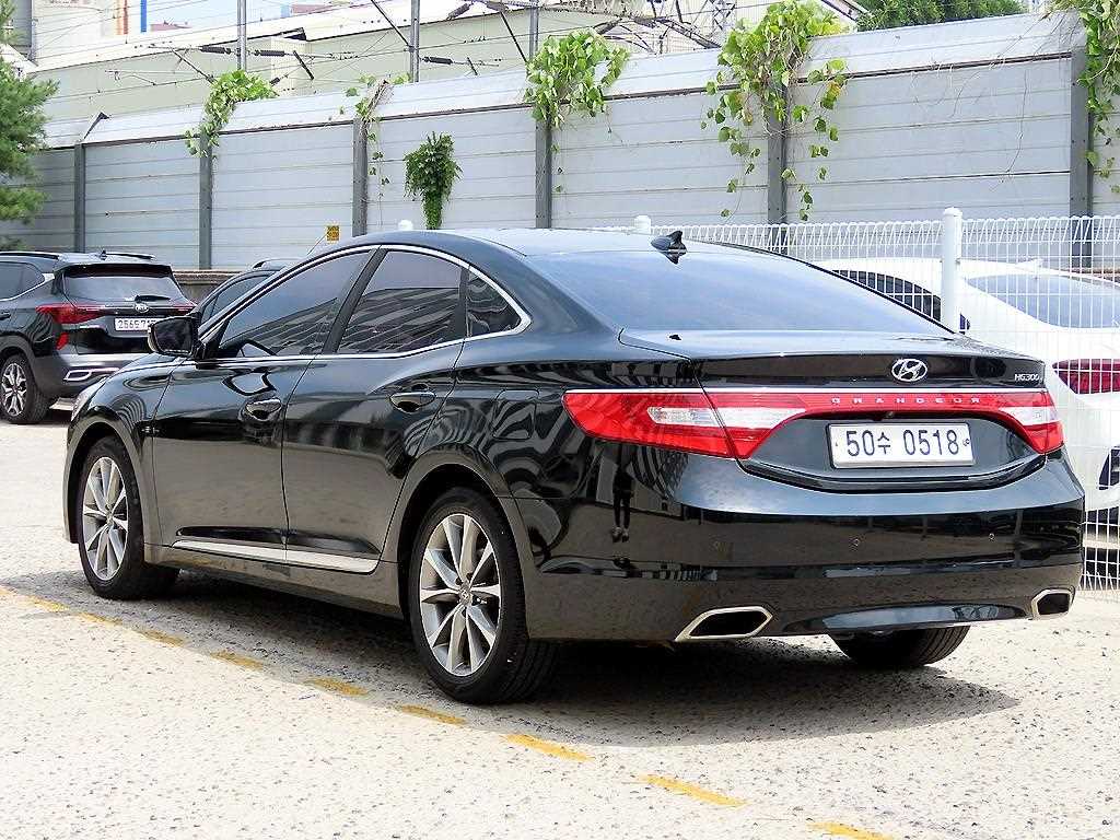 HYUNDAI Grandeur - Vista 3