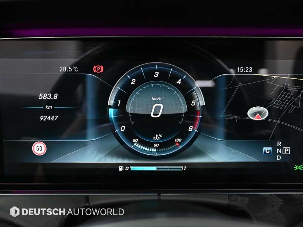 Mercedes Benz E class - Vista 10
